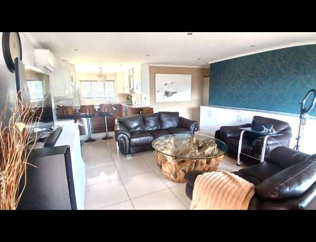 3 BEDROOM HOUSE FOR SALE IN WYEBANK